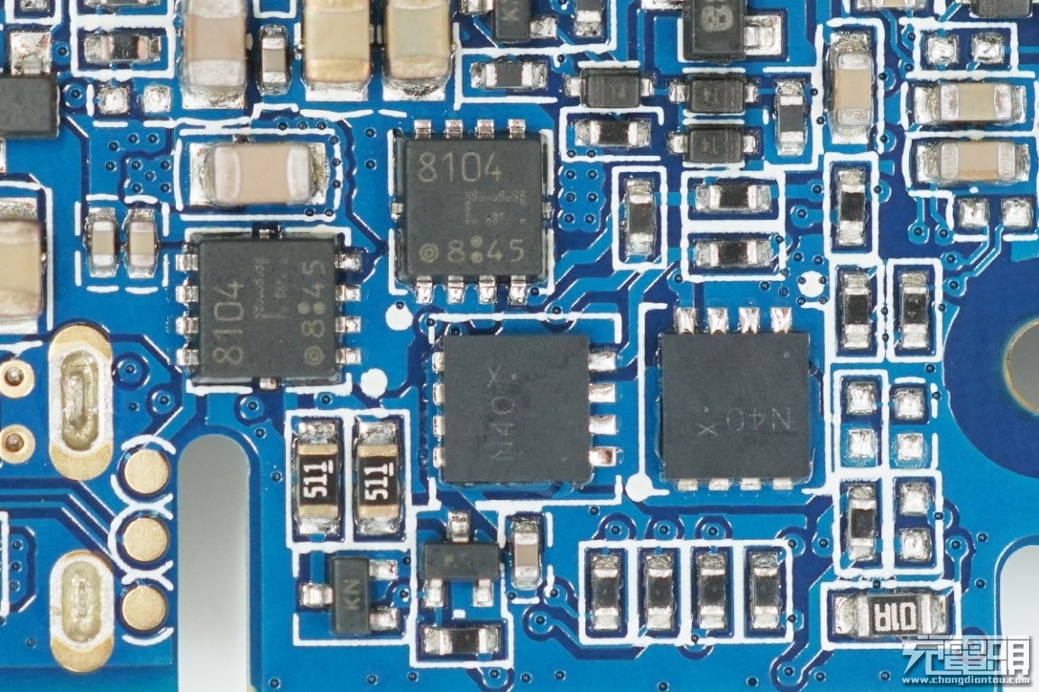 小米无线充电宝10w和30w如何选择,小米充电宝20000毫安50瓦拆箱