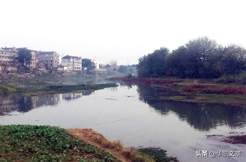 大军南下发起荆当战役、宜沙战役，解放当阳全境