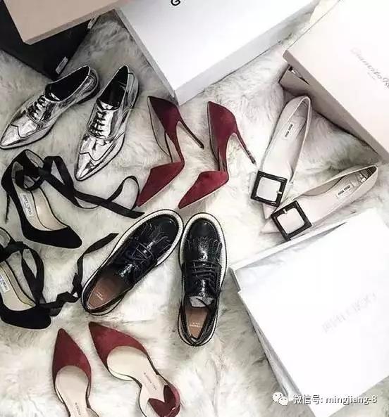 下雨天皮鞋进水怎么处理恢复,皮鞋泡水起皮怎么办