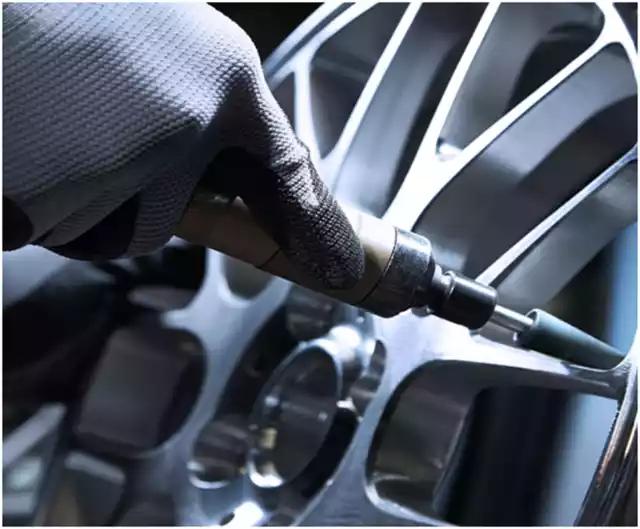 日本bbs和德国bbs区别,德国的bbs轮毂有什么优势