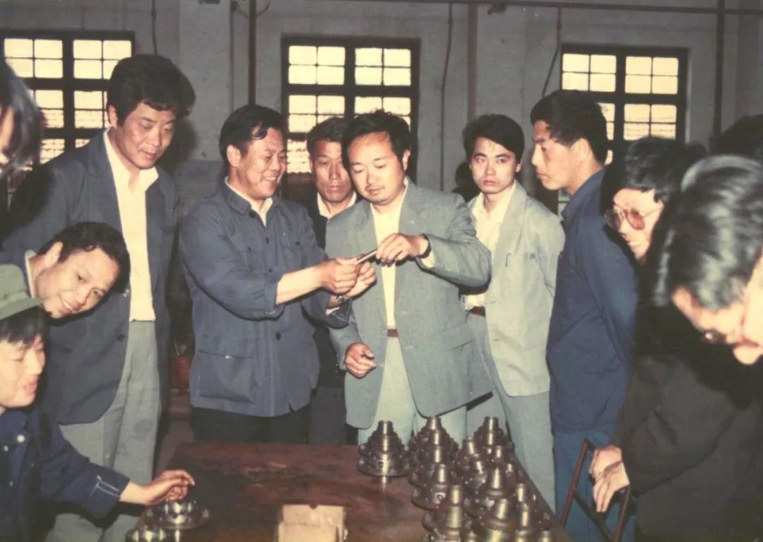 还记得小时候的赶大集吗,还记得小时候赶集凑热闹的一幕吗