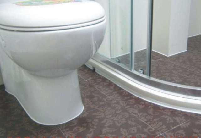 窗户上的玻璃胶有异味怎么处理,软玻璃胶有异味怎么解决