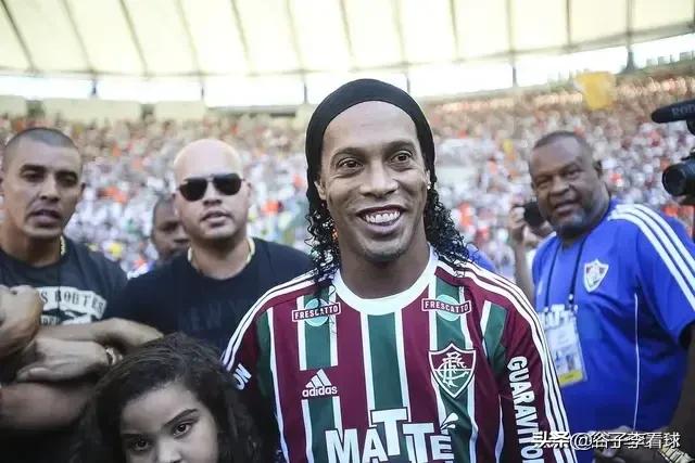 球王小罗为什么入狱,小罗搞笑用假护照进入巴拉圭