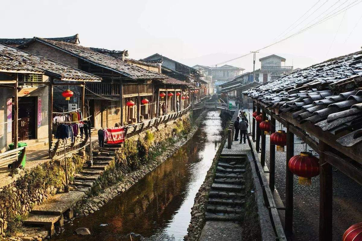 邹茅轩创立《源记》茶行：与十三行的合作双赢