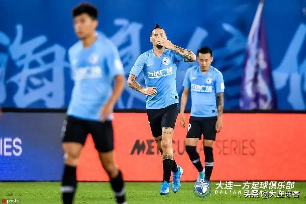 哈姆西克是斯洛伐克足球第一人,哈姆西克夺冠