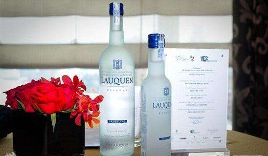 50万一瓶水,八十万一瓶的水