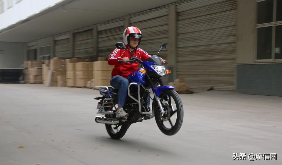 嘉陵jv150多少钱,颜值实用都在线的车