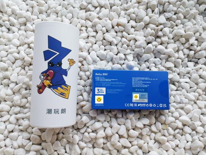 让老电脑飞起来，真香国货朗科NV800NVME固态硬盘实测