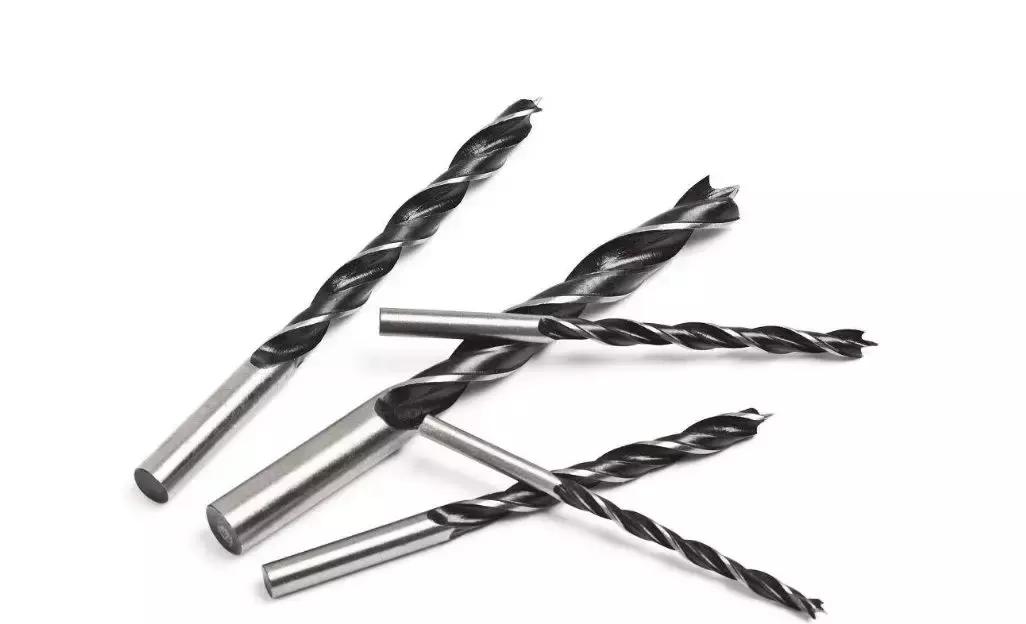 磨麻花钻最简单的技巧,磨好的麻花钻怎么开槽