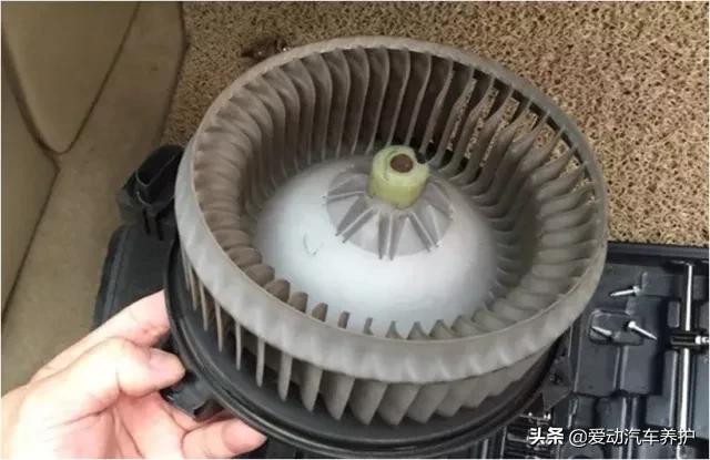 空调清洗蒸发箱一般在何时清洗,空调臭清洗蒸发箱能彻底解决吗