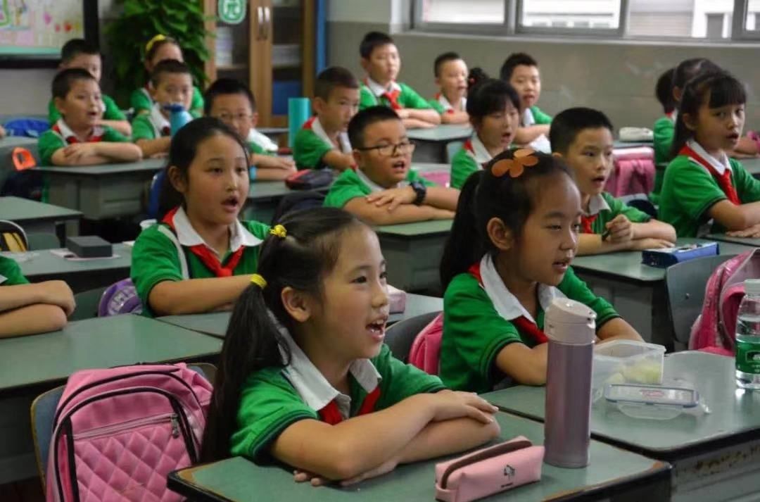 四川交响乐团附属小学在成华排名,成华区交响乐团附属小学算几梯队