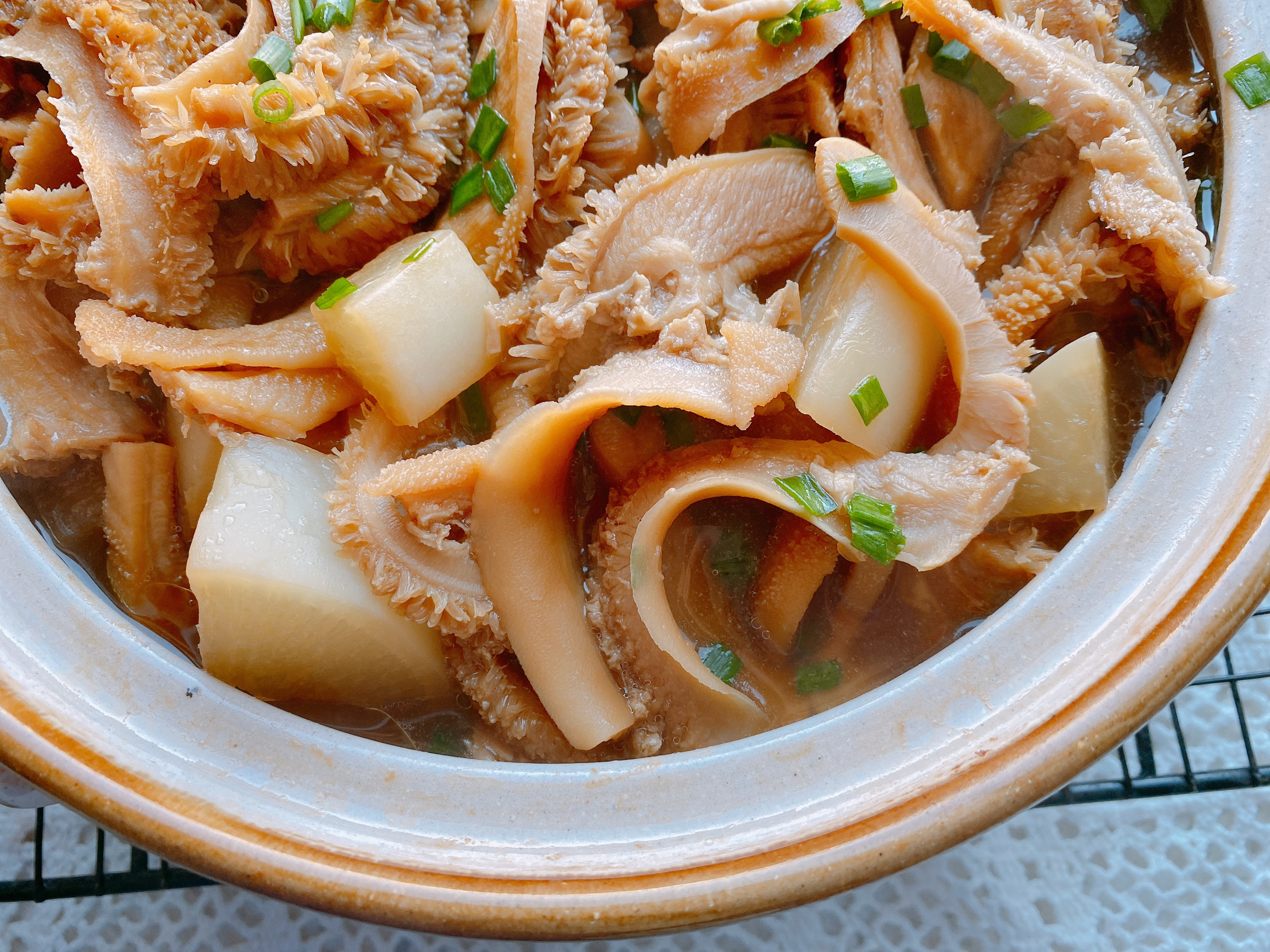 牛肚炖老萝卜最佳做法,牛肚和什么配菜炒着好吃