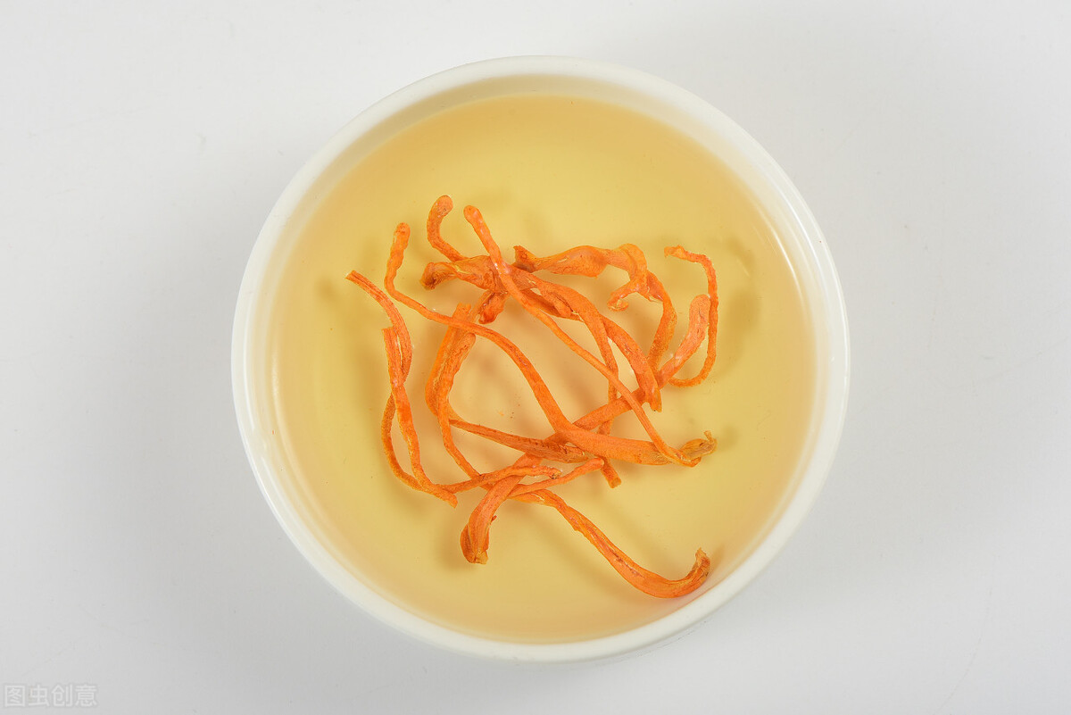 经常看电脑缓解视疲劳的眼药水,用电脑眼睛疲劳怎么缓解