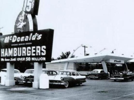 麦当劳全球扩张计划开启快餐时代,麦当劳在快餐行业的地位