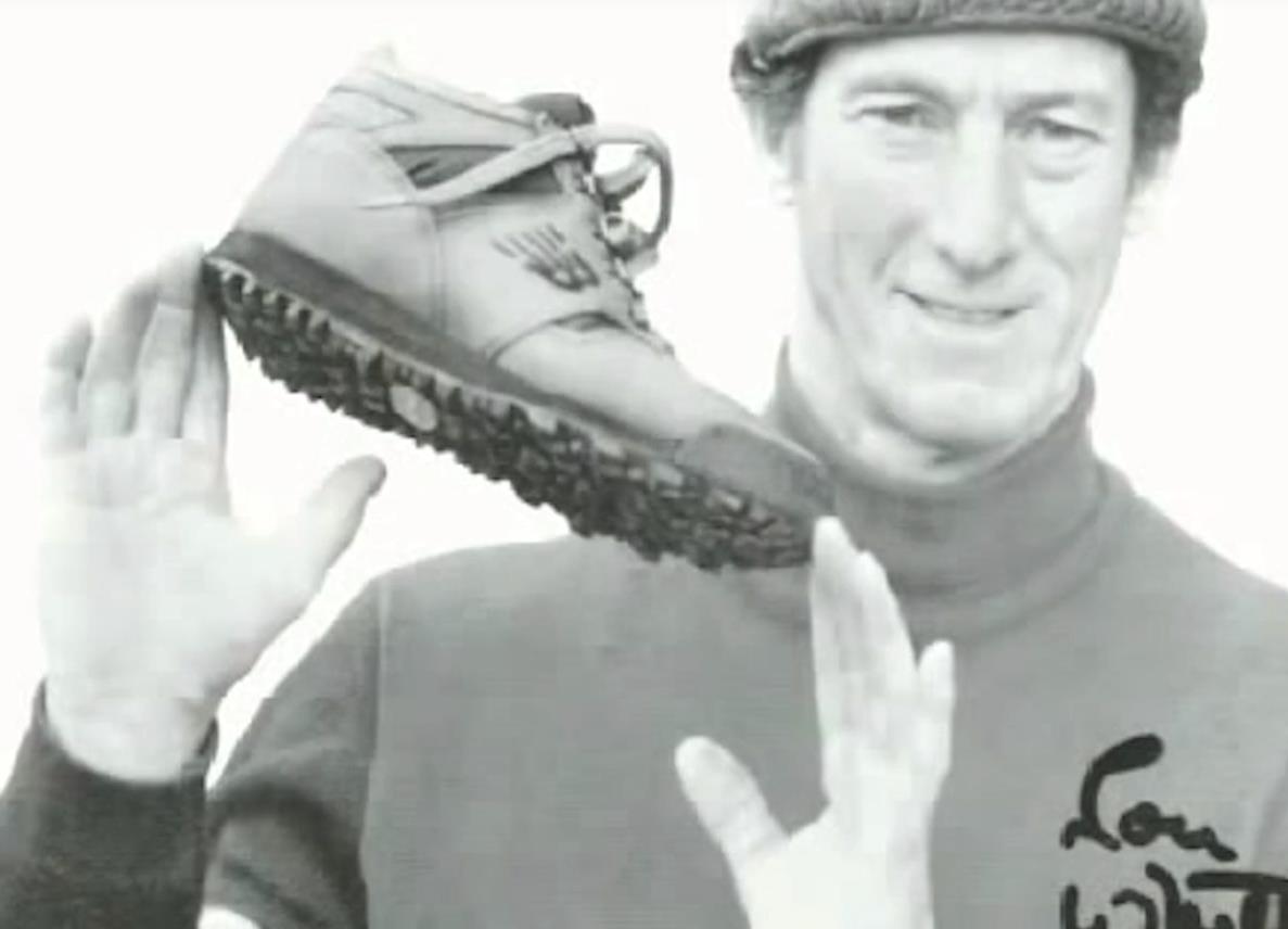 newbalance和新百伦领跑哪个好穿,newbalance是新百伦还是纽百伦