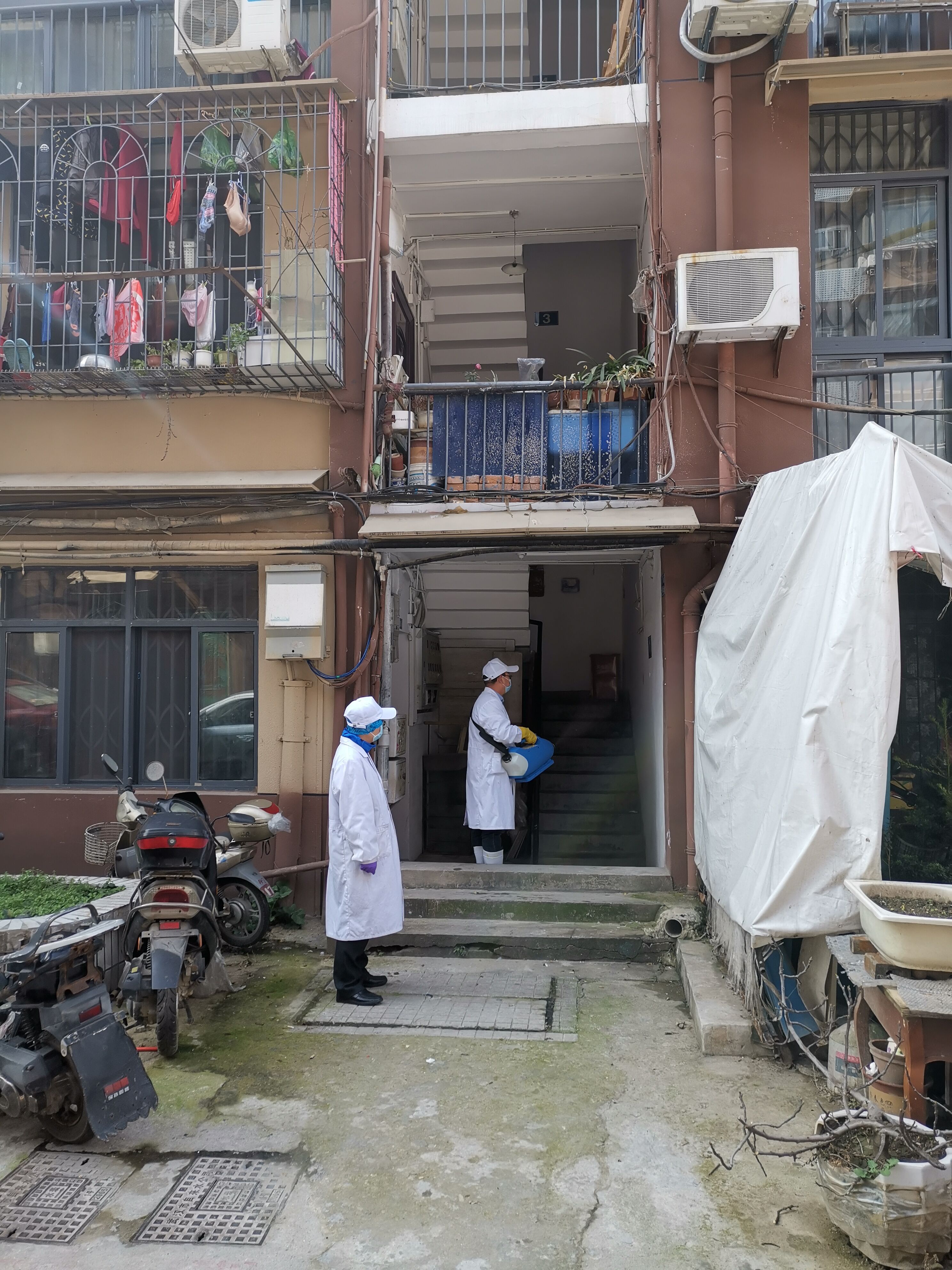 疫不容辞鼎力前行,疫不容辞同爱心守沪