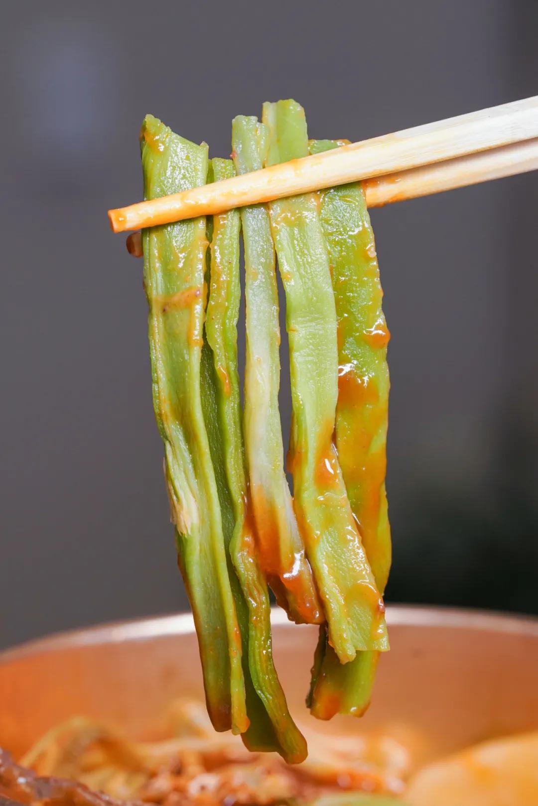 吃正宗成都冒菜,正宗川味火锅底料吃一次就忘不了