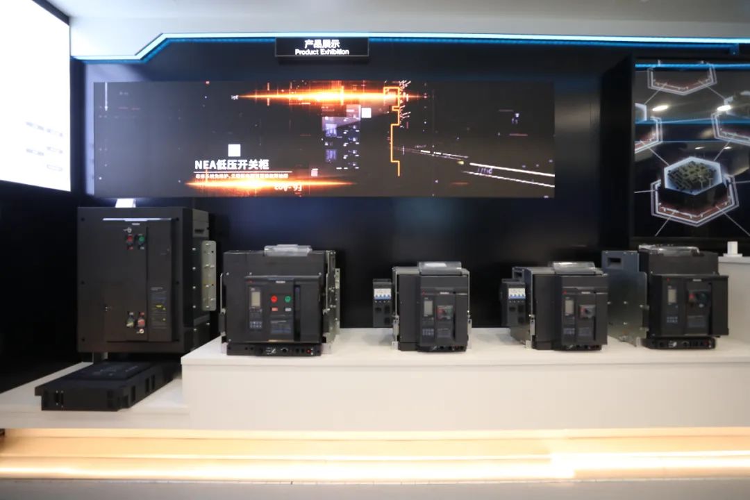 良信展会,良信展示车