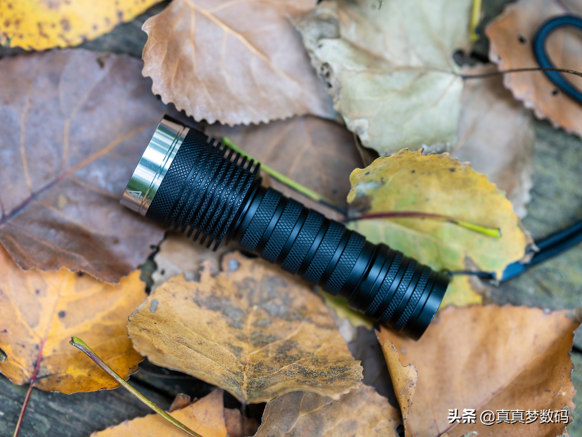 2021强光手电选购经验篇一:盘点我的高性价比强光手电筒