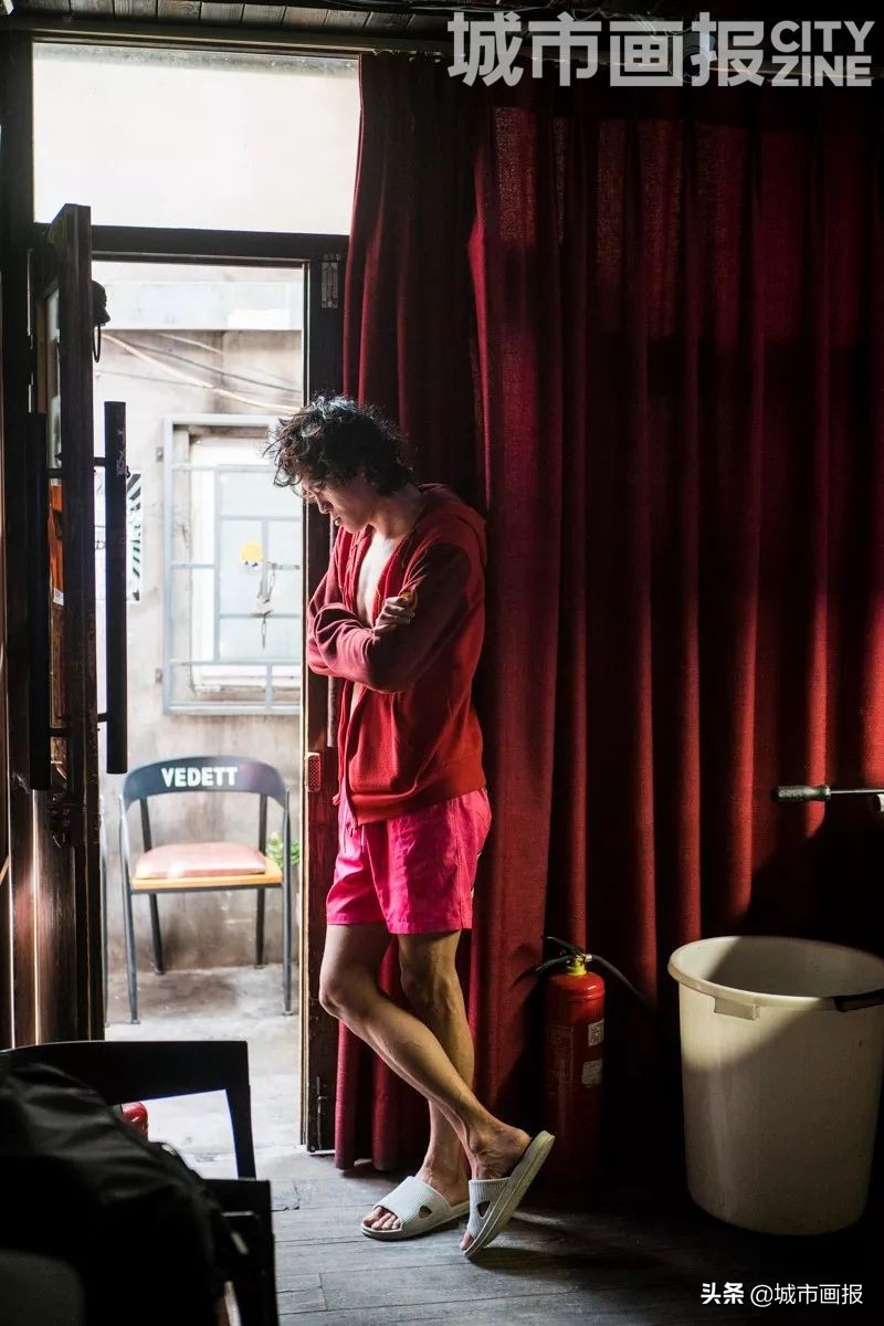 摇滚圈无人不知的“School”，凭什么吸引刺猬、盘尼西林等乐队？