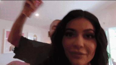 22岁身价70亿的传奇人生,22岁白手起家年收入70亿