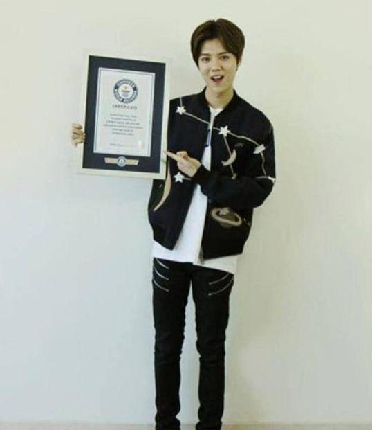 当浪潮退去后真相,当浪潮退去才知道谁在裸泳曼联