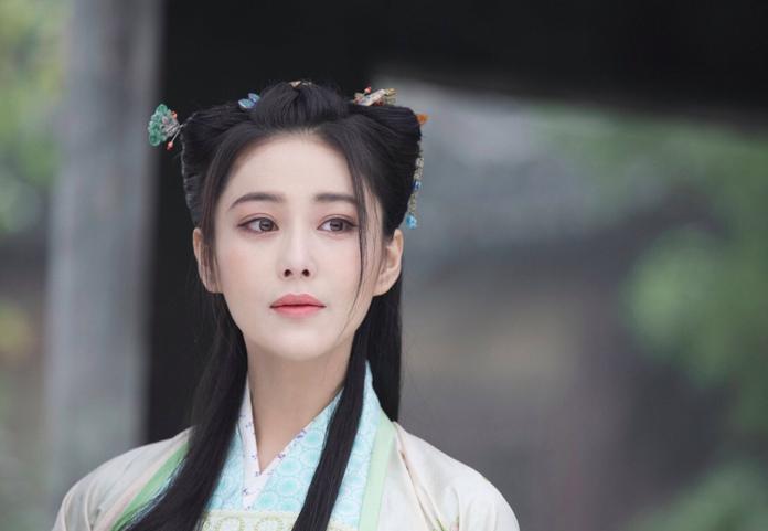 张馨予微博再次晒照尽情秀恩爱,张馨予崩溃