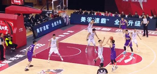 邹雨宸砍34分北控胜江苏止住连败,北控赛后邹雨宸