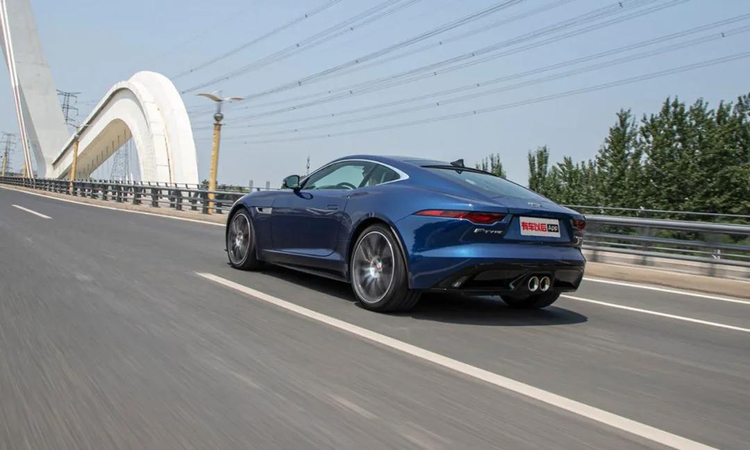 2018款3.0t捷豹f-type现车,捷豹f-type对比保时捷911