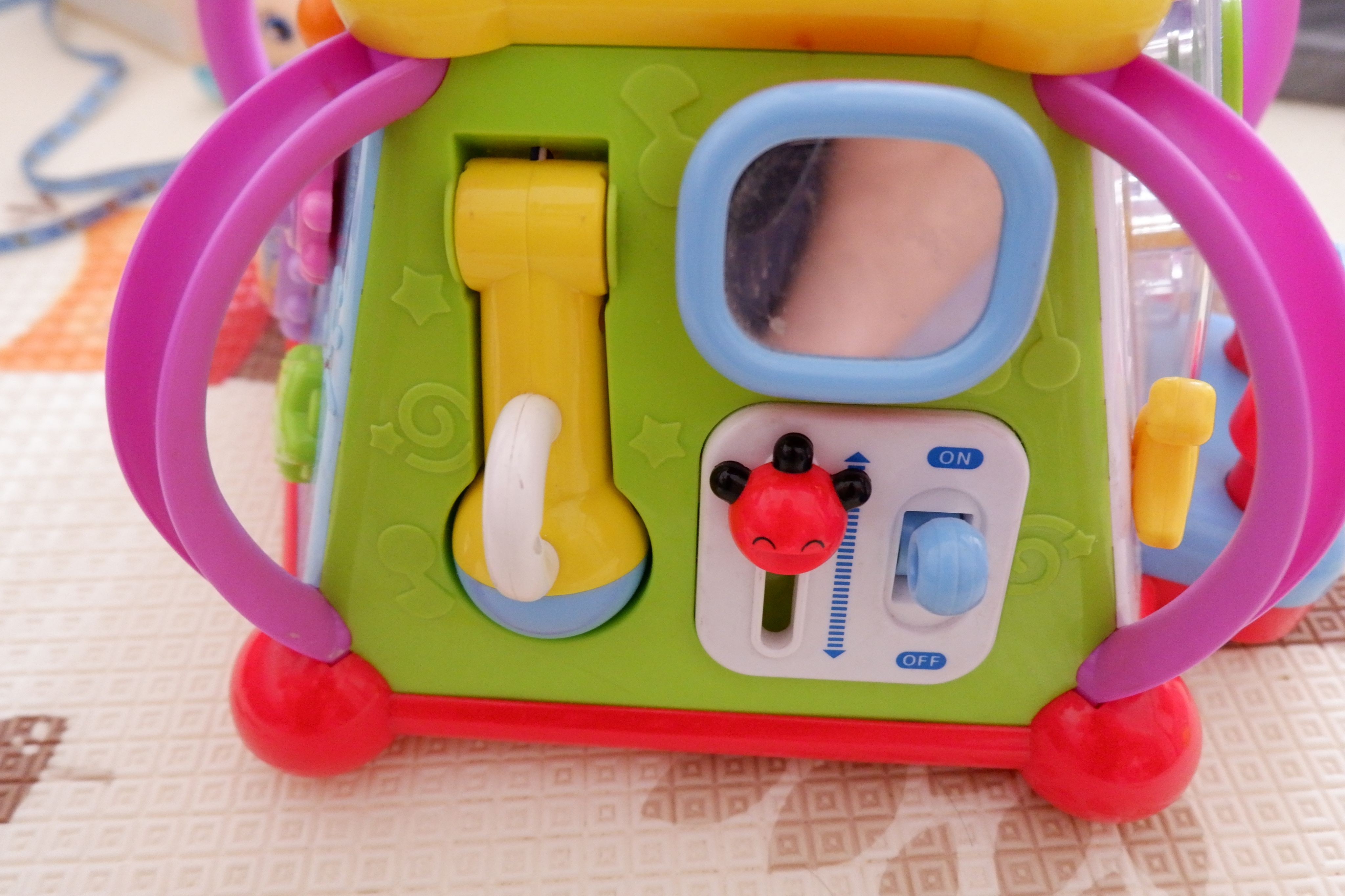 娃一直很爱玩的玩具-汇乐玩具快乐小天地体验分享