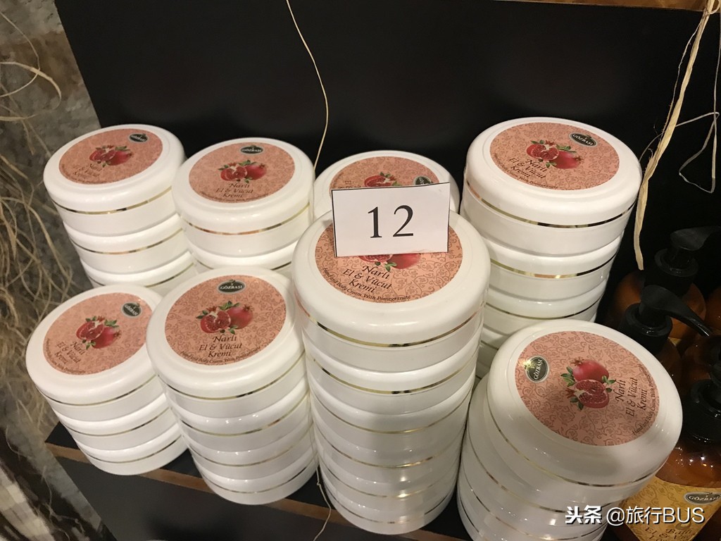 「土耳其」必买伴手礼（蓝眼睛、玫瑰精油、香料等……