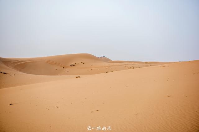 迪拜，阿联酋最受游客欢迎的酋长国，雨水比石油还珍贵