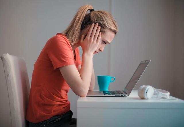 例假来了吃甜食会胖吗,为什么一到生理期就想吃甜品