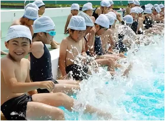 素质教育课程应该怎样上,海南各中小学推广游泳培训