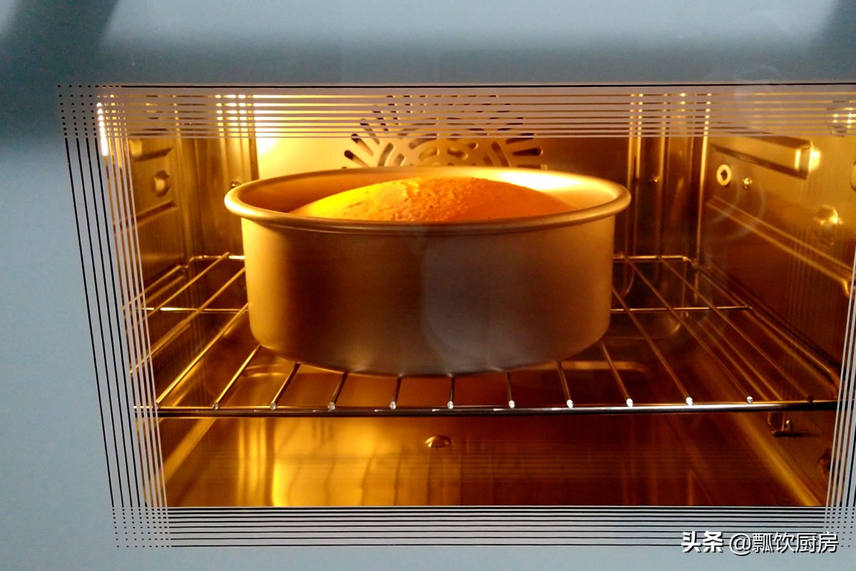 做好的蛋糕放凉容易塌陷,为什么做的蛋糕塌陷和不蓬松