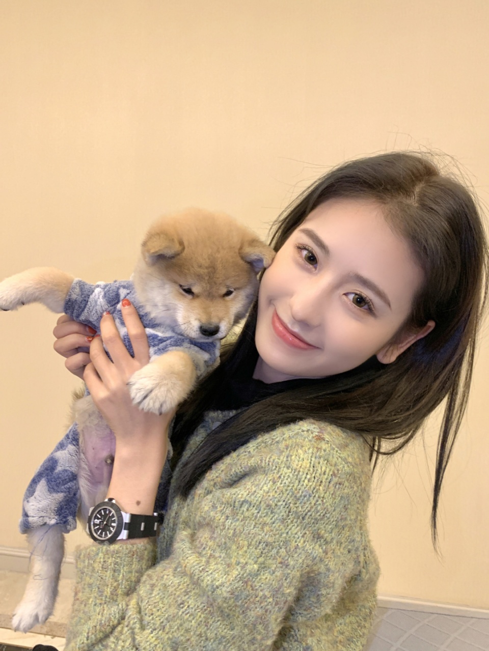 黄皮女生适合的素颜口红色号,黄皮mm口红推荐