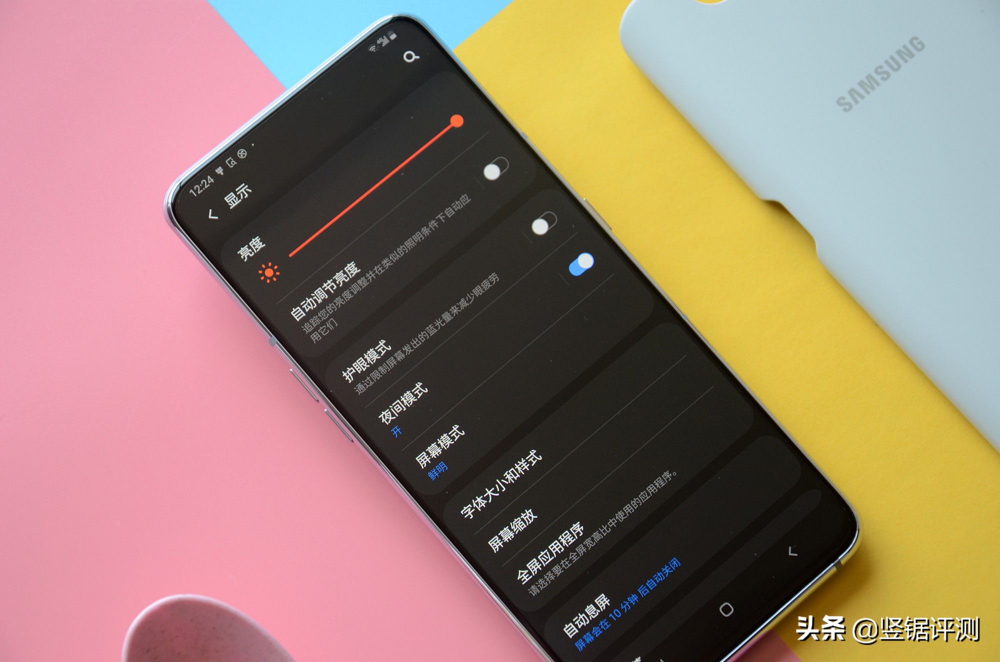 三星A80深度评测，6.7英寸全面屏，旋转摄像头设计