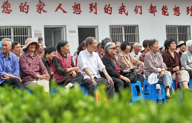 忘了当初来时的路,忘记了自己来时的路