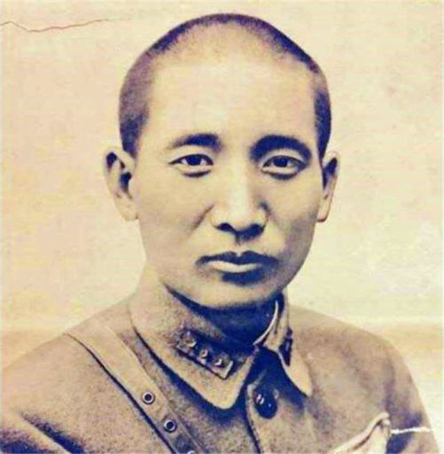1949年，毛主席当选主席时缺了一票