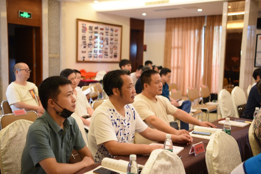 璇楃ぞ閲囬娲诲姩,浼楀垱璇楃ぞ涓冨緥