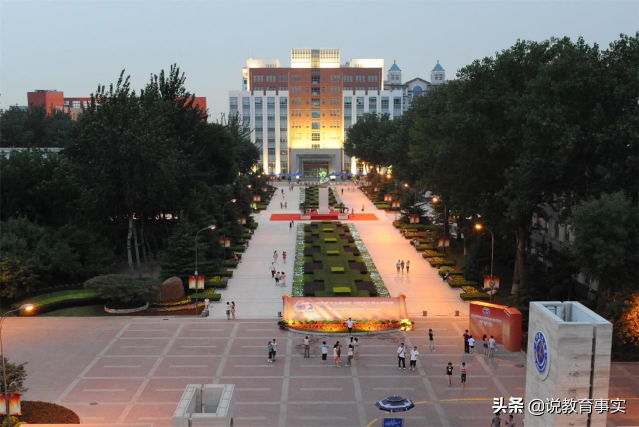 想报考临床医学最好的学校是哪些,想报考医学类学校