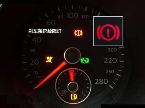 刹车油没有漏但是刹车效果差,刹车油液面升高怎么回事