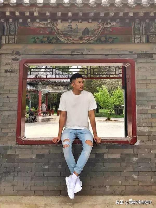 现在的男士衣服多少钱,男人穿多少钱的衣服