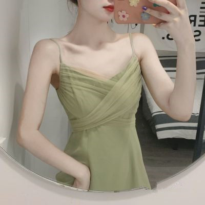 春天穿绿色好看,春天穿点彩色