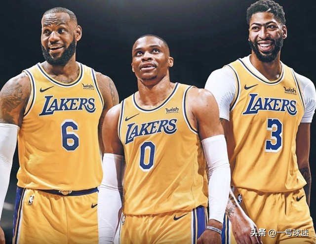 威少恭喜詹姆斯视频,威少祝贺詹姆斯超越贾巴尔