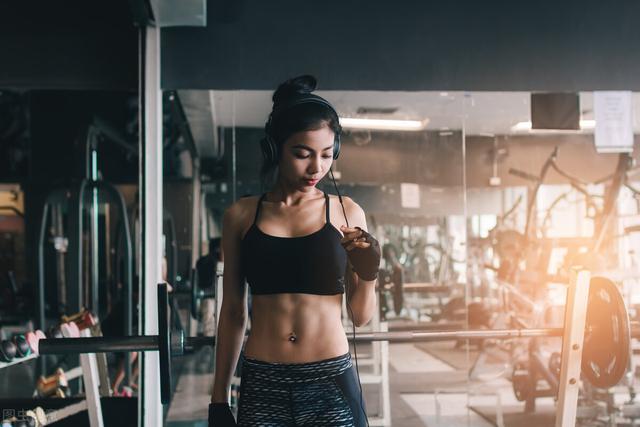 最好的健身方式是增重再减肥,让健身减肥事半功倍的小技巧