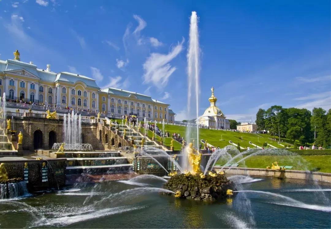 #山屿海国旅带你走进俄罗斯#“低调硬核铁憨憨，帮就是了！”