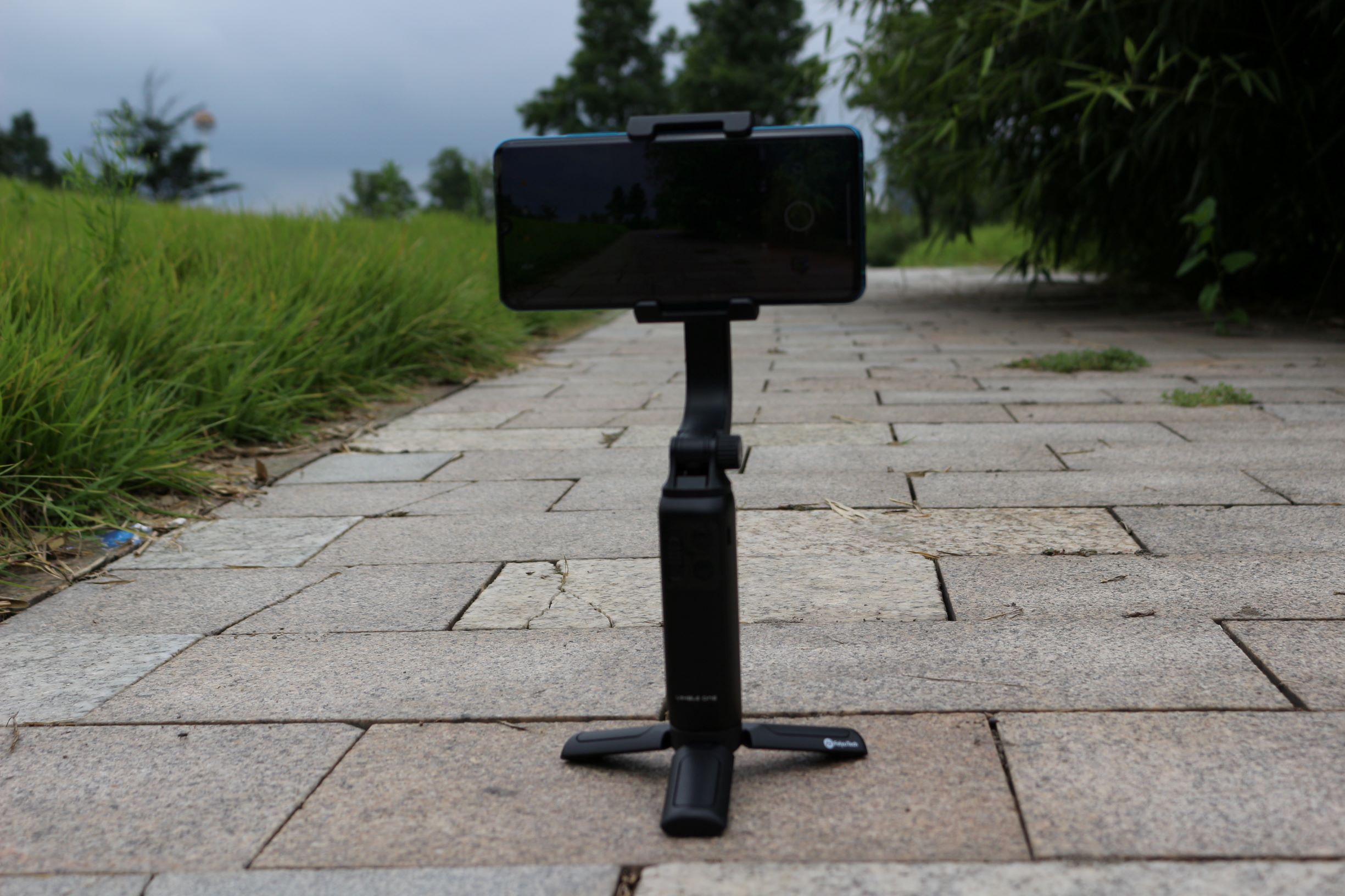 云台自拍杆支架三合一推荐,自拍杆专用相机