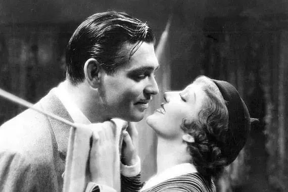 夏天穿的冰丝睡衣,精致的女人有件睡衣