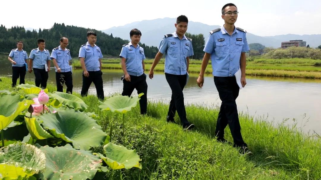 从“一村一辅警”“邵阳快警”到“宝庆大叔”，看邵阳治安的蝶变